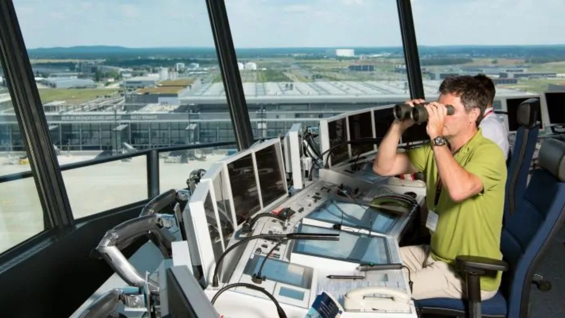 Plošný zákaz DRONů u letišť nefungoval. Německo to konečně přiznalo