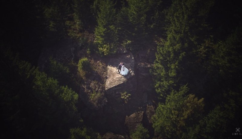 Svatba focená z dronu
