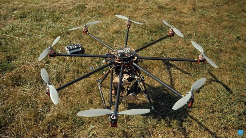 Steady Drone EI8HT