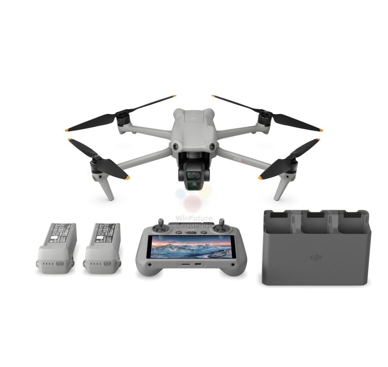 Nový Mavic 3 Air s příslušenstvím a obalem na baterky
