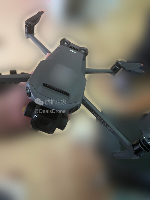 DJI Mavic 3 Classic prý přinese řadu omezení, aby se snížila cena