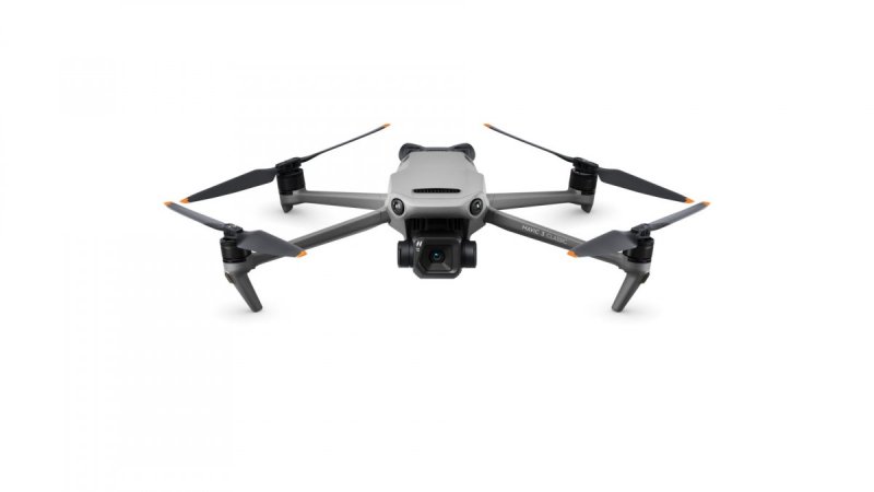 DronPro_blog_DJI Mavic 3 Classic vs. DJI Mavic 3 Pro_produkt mavic 3 pro