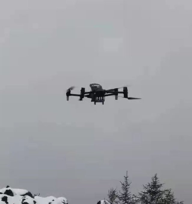 Mavic 3 Enterprise nebo Matrice 30 za letu