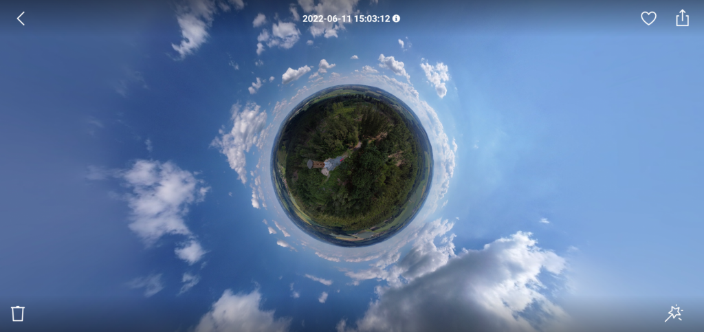 Náhled scénického panoramatu v aplikaci DJI Fly