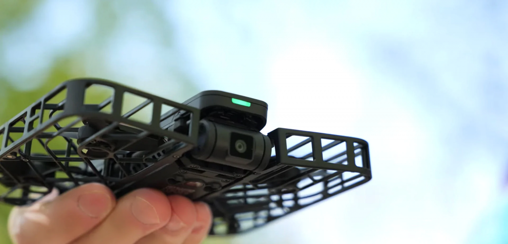HOVERAir X1 Pocket-Sized Self-Flying Camera Combo černá