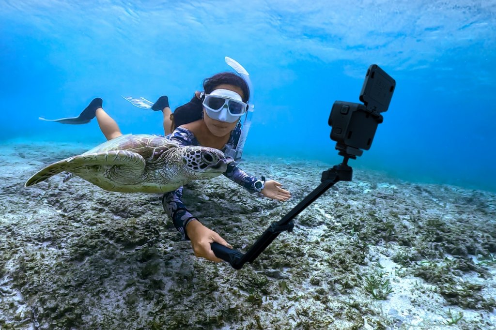 Akční kamera Insta360 Ace Pro v moři