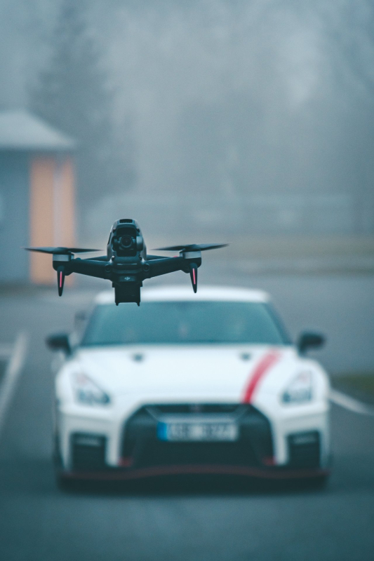 DJI FPV zrychlí z 0 na 100 kmh za 2 s