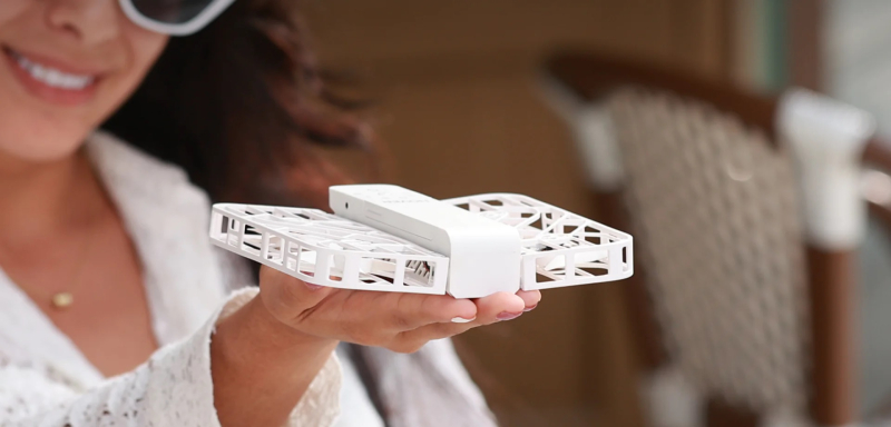 Vzlet u ruky HOVER bílý