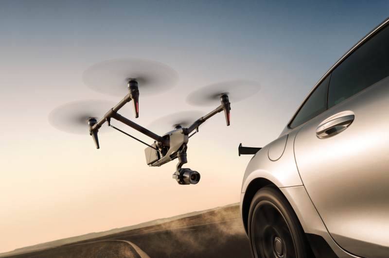 Skvělá manévrovatelnost s profesionální dronem Inspire 3