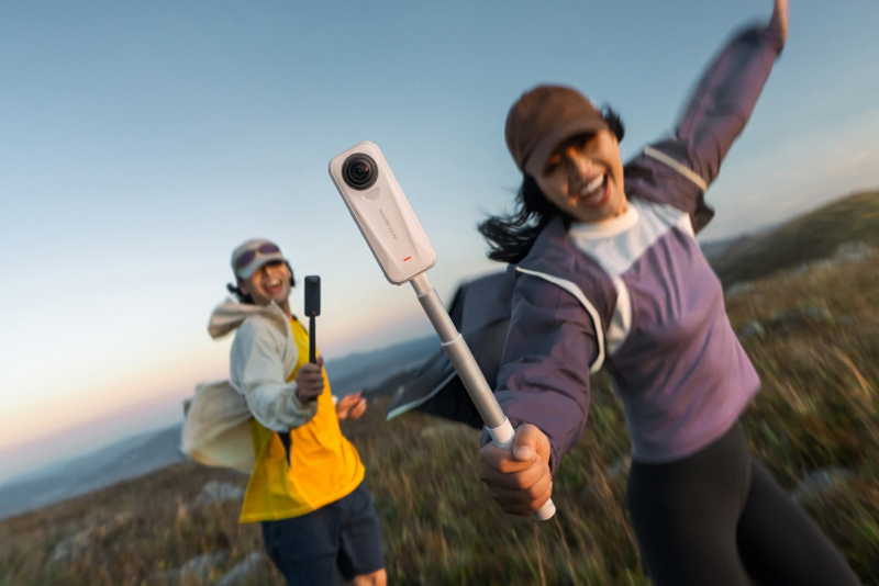 Insta360 X4 Air Starter Bundle - bílá life