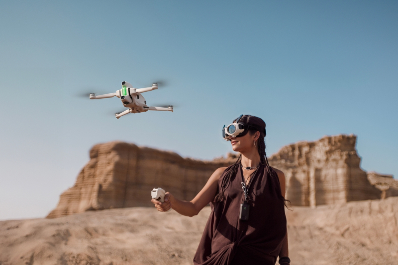 Insta360 Antigravity A1 Infinity Bundle ovladaní