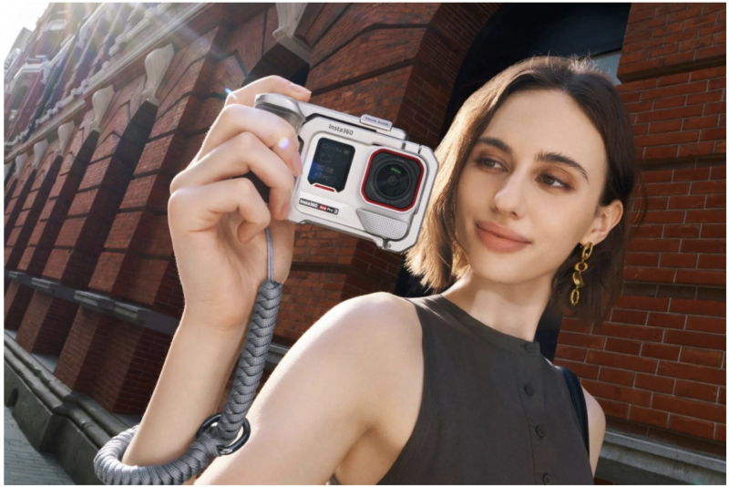 Akční kamera Insta360 Ace Pro 2 - bílá