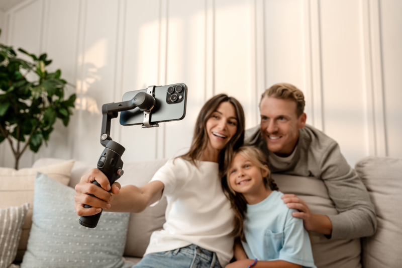 DJI OM8 lifestyle