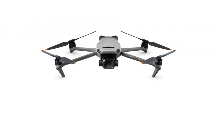 Dron DJI Mavic 3 Classic přední strana