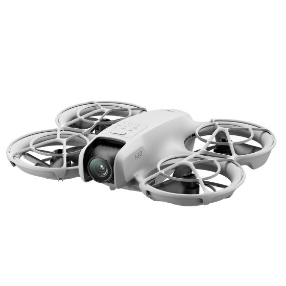DRON DJI Neo ze předu ze strany DRONPRO