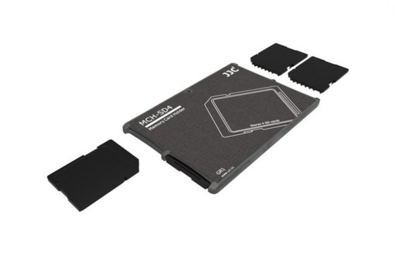 Pouzdro na čtyři SD paměťové karty