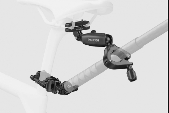 Dvojitý držák akční kamery Insta360 na sedlo kola