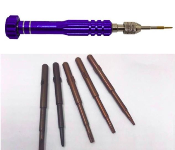 Univerzální sada nářadí