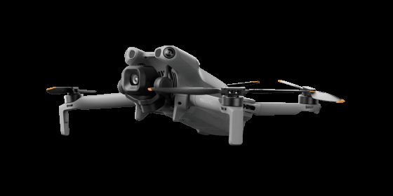 DRON DJI Mini 5 Pro - zepředu _ DRONPRO