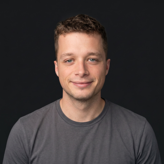 Filip Bobek
