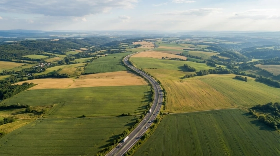 001_aerial-view-of-a-long-czech