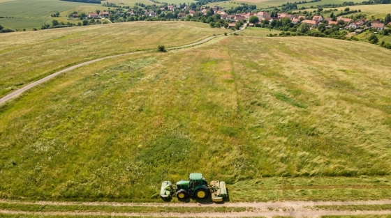 001_top-down-view-of-a-large-czech
