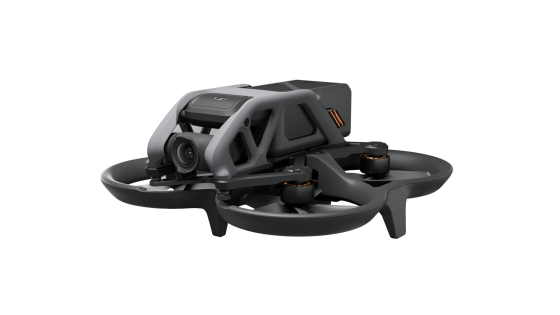 DJI Avata ze strany