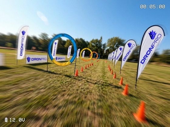 001_first-person-fpv-camera-view-racing-low