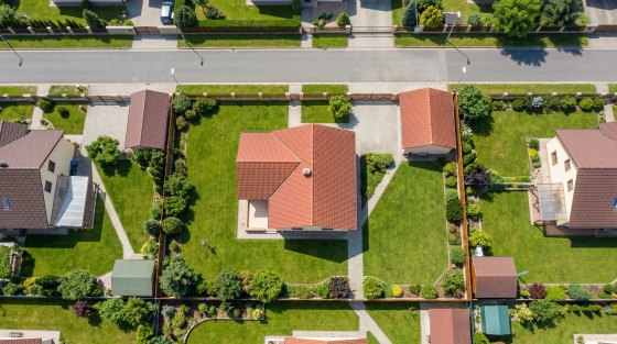 cely-pozemek-predmesti-rodinny-dum