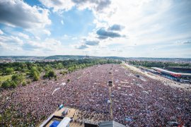 Demonstrace Letná 2019 přes 200 tisíc lidí