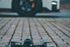 DJI FPV zrychlí z 0 na 100 kmh za 2 s