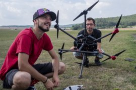 Letecká škola - Povolení k létání a leteckým pracím PLUS - trénink | služby DronPro.cz