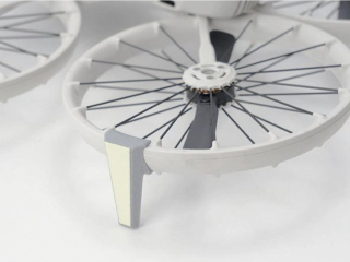 33500-zadni-podvozek-s-nocni-svitici-nalepkou-na-dron-dji-flip-detail