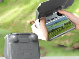 Odklápěcí sluneční clona na DJI RC