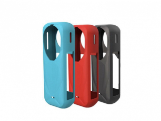 35836-silikonovy-ochranny-kryt-a-kryt-objektivu-pro-insta360-x5-ze-strany