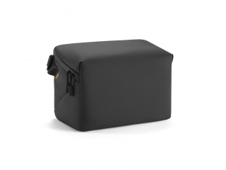 36215-dji-mini-5-pro-brasna-pres-rameno