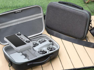 Šedé pouzdro na dron DJI Neo