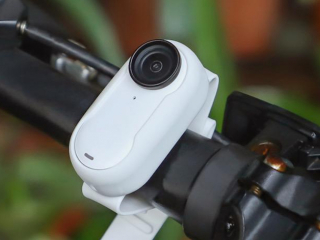 Černý silikonový kryt a popruh na kameru Insta360 GO 3