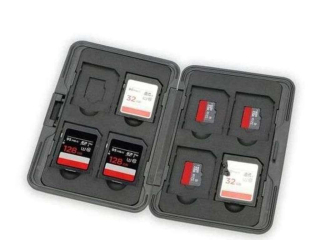 Voděodolné pouzdro na paměťové SD a Micro SD karty