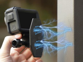 Univerzální magnetický držák pro akční kameru