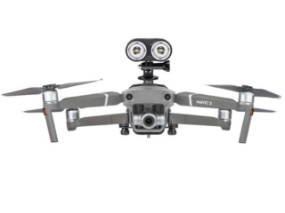 Univerzální reflektor na dron