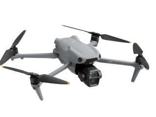 30785-dron-dji-air-3s-z-boku