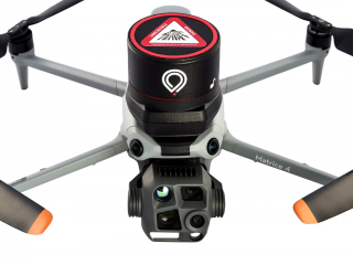 Bezpečnostní systém ParaZero SafeAir M4 na dron DJI Matrice 4 Series