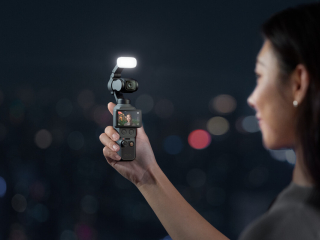 DJI Osmo Pocket 4 Fill Light  life DRONPRO.jpg