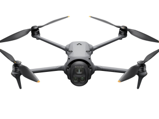 DJI Mavic 4 Pro Fly More Combo s DJI RC 2