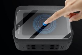 Ochranné sklo na displeje a objektiv Insta360 Ace Pro funkce
