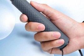 Prodlužující tyč s protiskluzovou rukojetí na akční kameru rukojeť