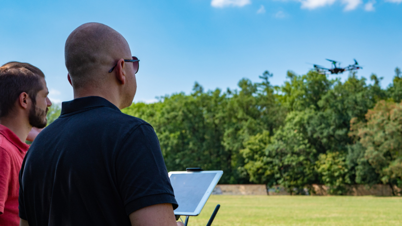 První start – online školení létání s dronem