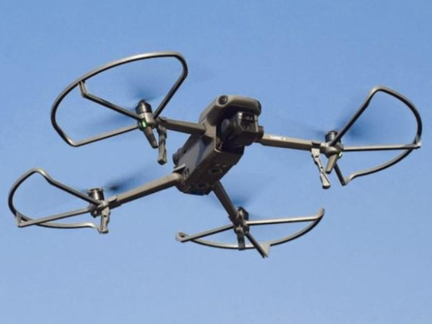 Ochranné oblouky a přistávací nohy na dron DJI Mavic 3