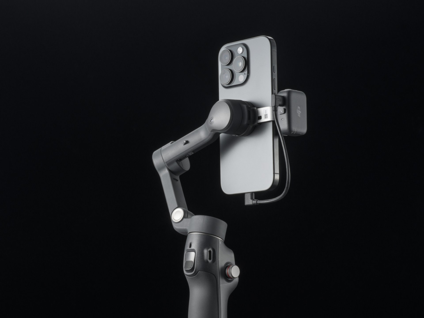 Ruční stabilizátor na mobil DJI Osmo Mobile 8